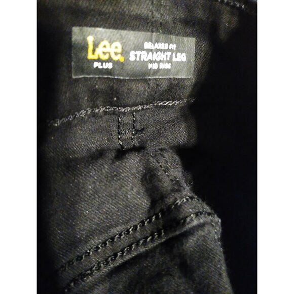 Lee Jeans Women Plus 24W Black Onyx Denim Relaxed Fit Straight Leg Mid Rise NWT - Picture 8 of 9